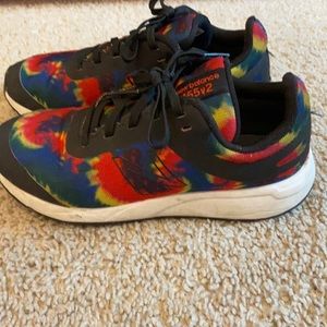 New Balance Tie Dyed girls running shoes